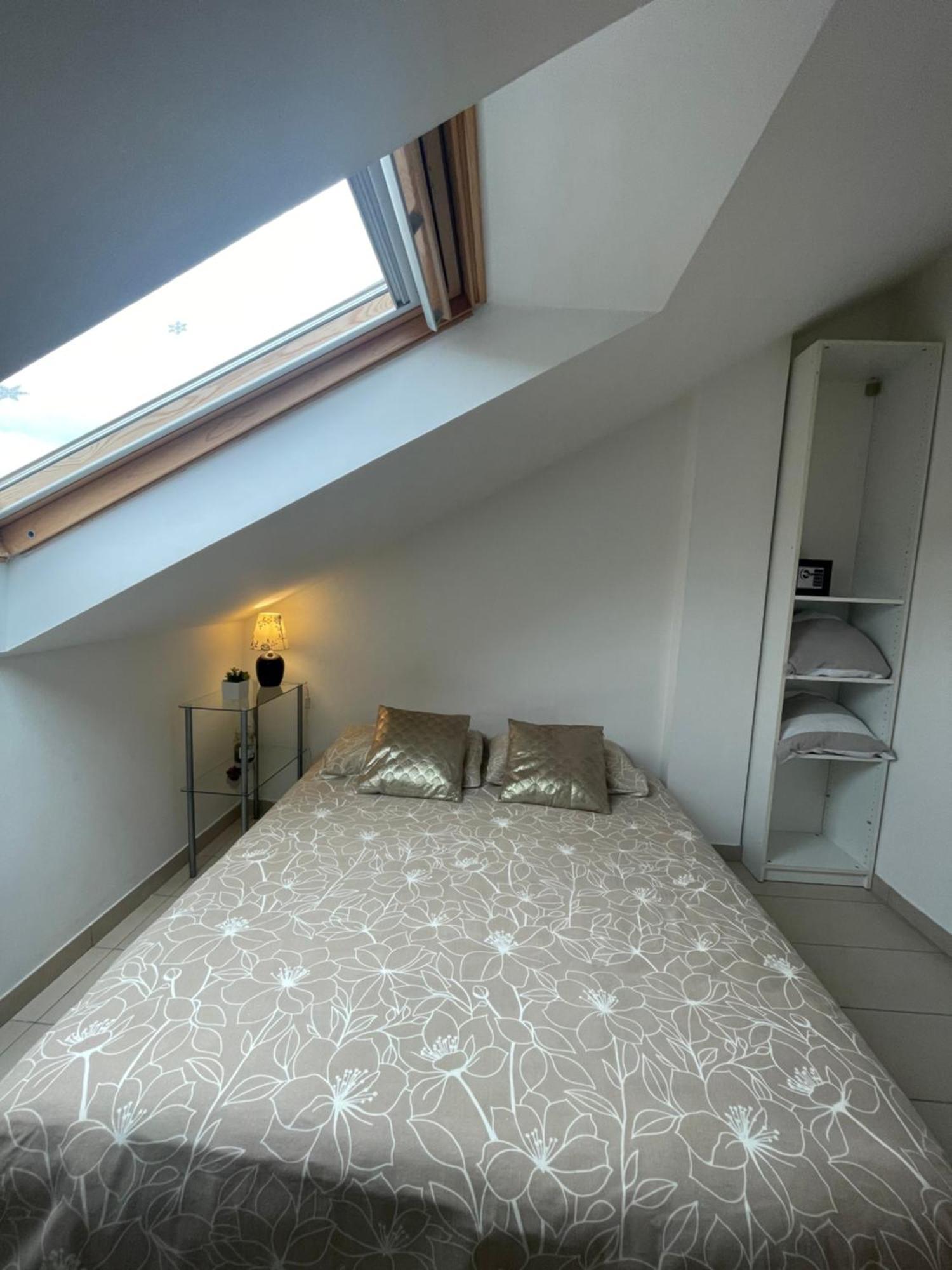 Sabrina Maison Chic Dolce Nido Sul Mare ซานบาร์โตโลเมโอ อัล มาเร ภายนอก รูปภาพ